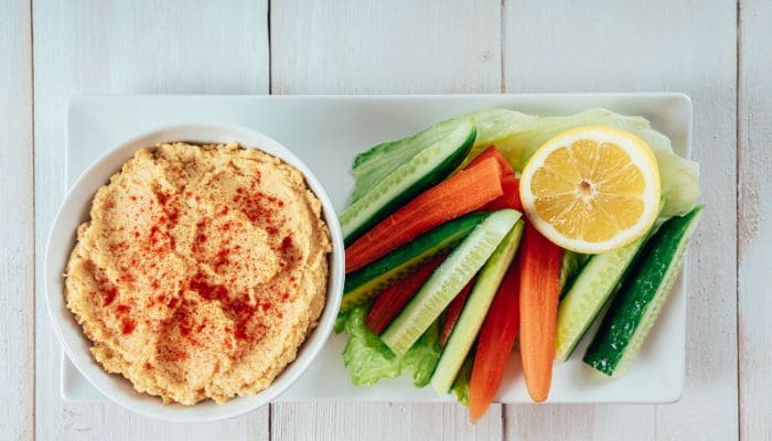 snack hummus amb verdures